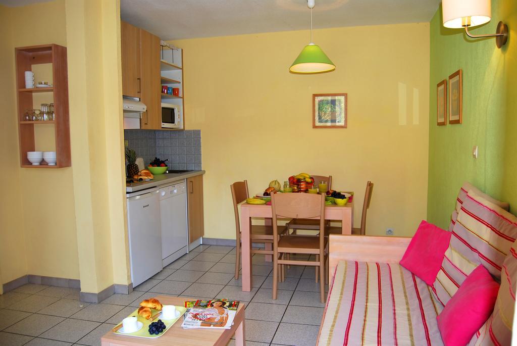 Lagrange Grand Bleu Vacances - Residence Le Village Des Aloes Сербер Номер фото